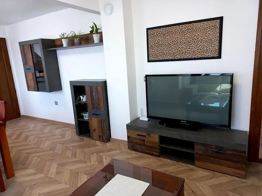 Apartment Toni / 2Bedrooms Varna